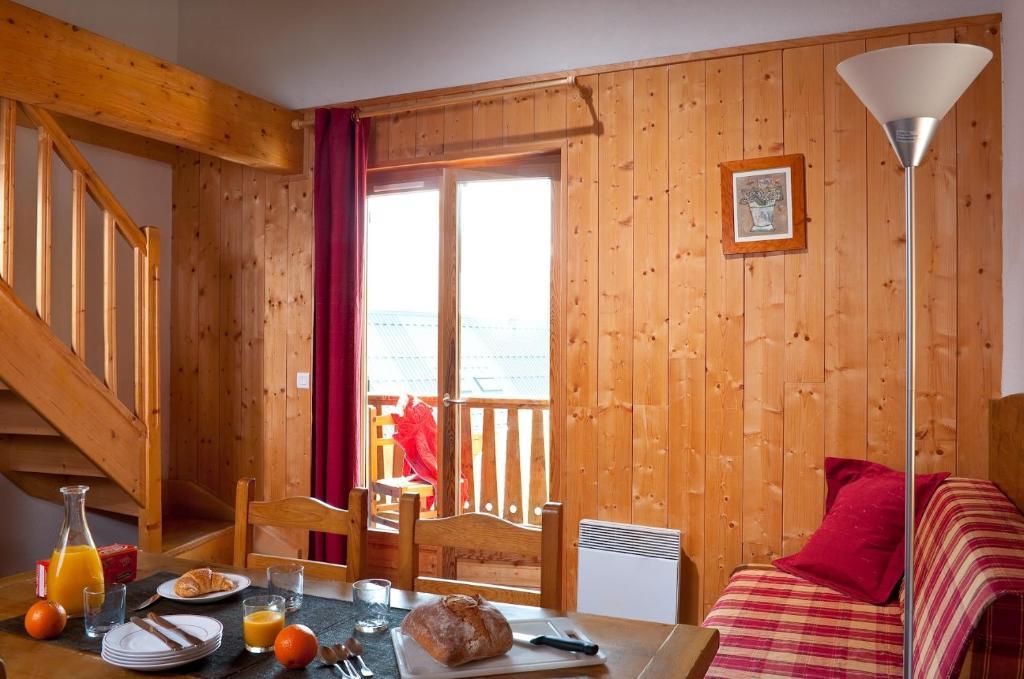 Madame Vacances Residence Les Fermes De Saint Sorlin Zimmer foto